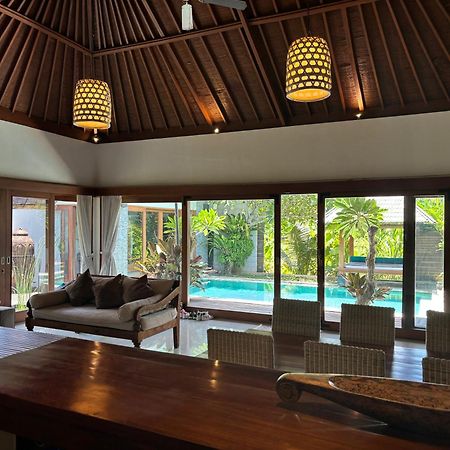 Villa Songo Umalas チャングー エクステリア 写真